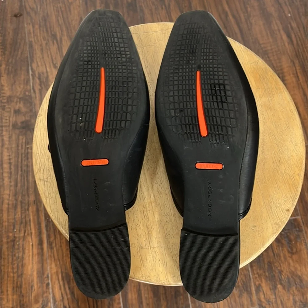 Women’s Rockport Trutech Black Size 9 Slip On Leather Shoes Mules - Picture 9 of 10